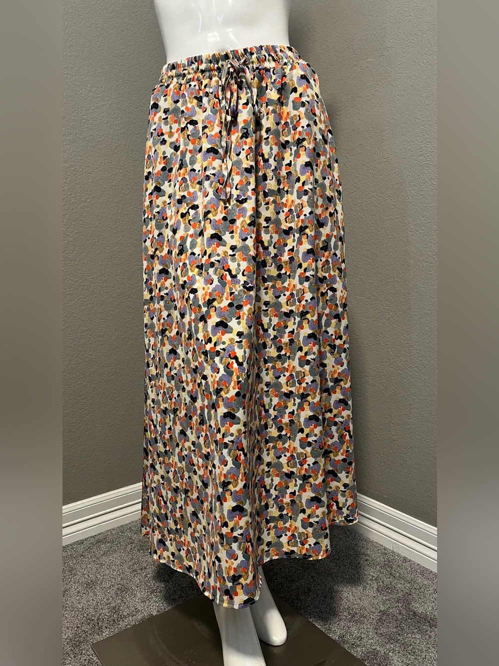 YOUR STYLE Women’s Multicolor Abstract Print With Pockets Maxi Skirt  Size M